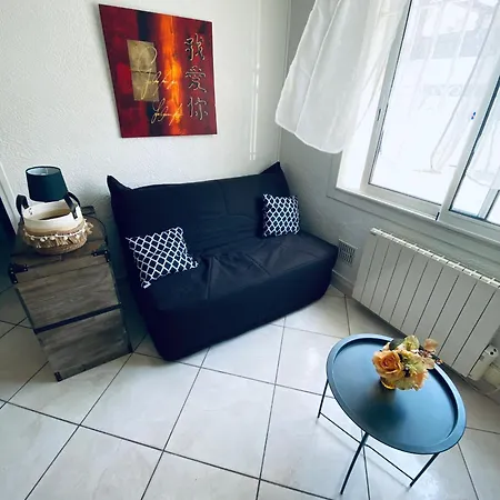 Le Cocoon T 2 Climatise Avec Wifia Seulement 30 M De La Lägenhet